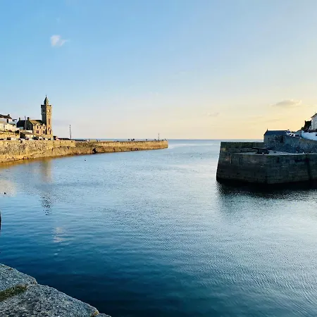 Finest Retreats - Coral Porthleven